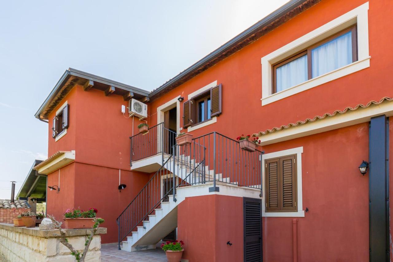 Villa Stefy Apartments Avola Exterior foto